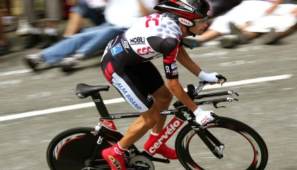 开云在线直播-道格拉斯·科斯塔加盟悉尼FC，开启澳大利亚职业生涯，道格拉斯科斯塔技术特点